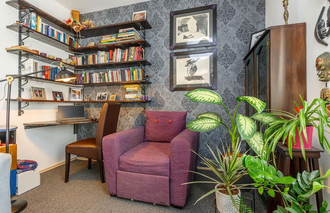 Cozy Home With Private Garden - Foto 24