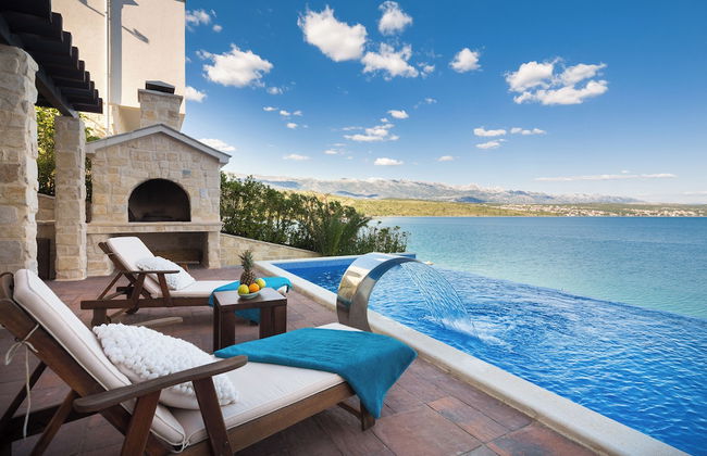 Luxury at Villa Cama - Your Dream Vacation Rental! - Foto 26
