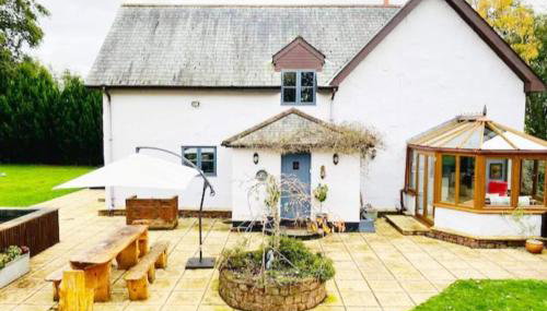 5-Bed Home - Sleeps 12 Pool Garden & Play Area - Foto 1, Garden