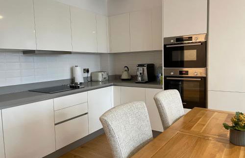 Luxury one bedroom flat in Harrow - Photo 3