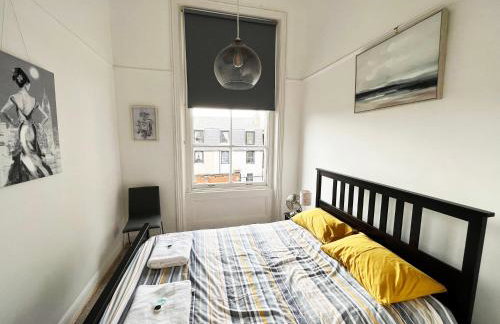 On the Quay - Foto 8