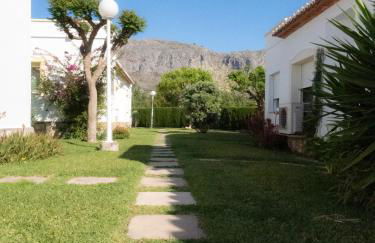 HOUSE IN PRIVATE URBANIZATION - Photo 17