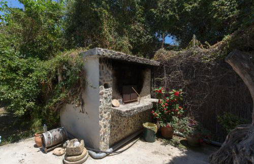 Sofiana's Garden Retreat with Private Pool - Foto 63