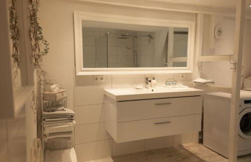 Meer Weiss - Foto 23