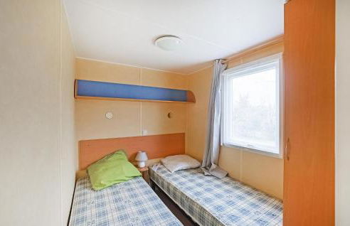 3 Bedroom Amazing Home In Barjac - Photo 10