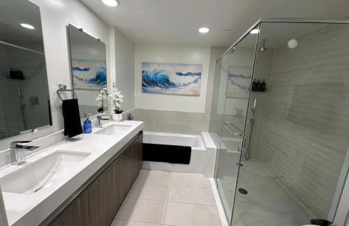 Century City Cozy 3 Bedroom Apartment with Parking 302,303 - Foto 47