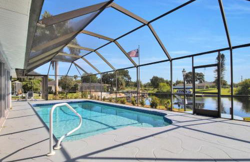 Pet Friendly Canal Front 3-Bedroom Grand Villa with Pool, Linai and Dock - Foto 47