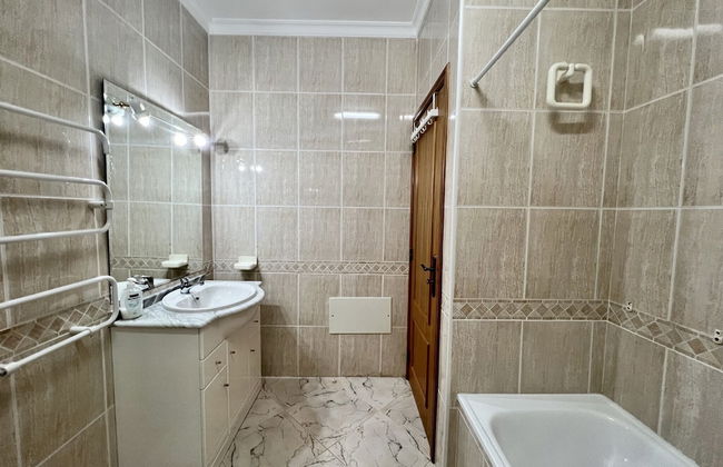 Quarteira Elegant With Pool by Homing - Foto 26