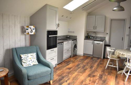 Bream Barn - sea view, woodburner, easy walk to the beach, parking, full kitchen - Foto 27