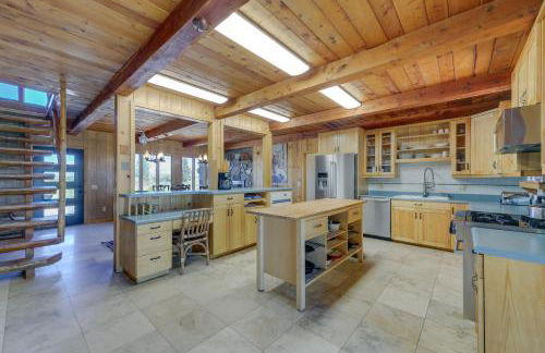 Spacious Pinedale Home with Mountain Range View - Photo 7