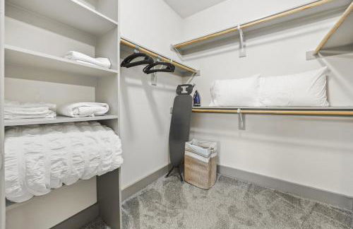 BrightHaven Frisco - 1BR EV Parking near The Star - Foto 22