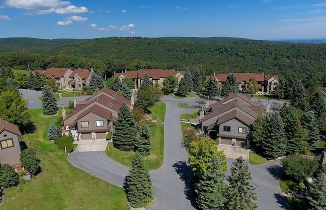 Seven Springs Sunridge 2 Bedroom Deluxe Condo, Ski-In/Out! by RedAwning - Foto 22