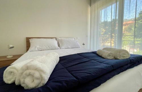 Central Modern Apartment near Lake Como with Elevator and Air Conditioning - Foto 5