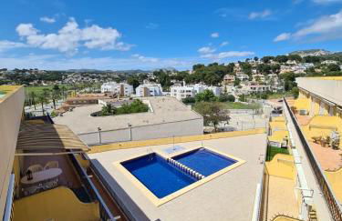 Apartamento con piscina a unos metros de la playa - Foto 11