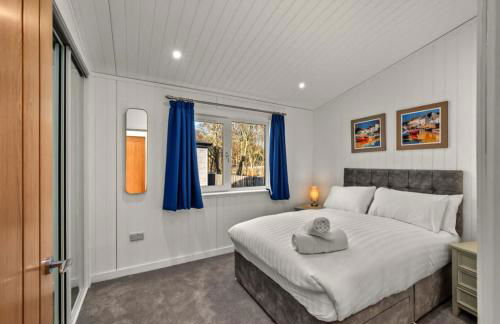 Finest Retreats - Silverwood Deluxe Chalet - Photo 10