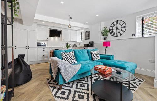 3b Roman View, Beautifully appointed, apartment with 2 en-suite bedrooms in great Roundhay location, Netflix, off street parking & EV charging - Foto 2