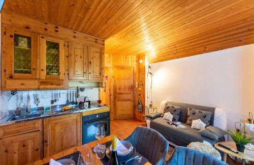 Chaberton Romantic Retreat Ski In Ski Out - Happy Rentals - Foto 18