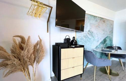 NEW I GREAT CITY VIEW I 32 FLOOR I BOXSPRINGBED and NETFLIX - Foto 13