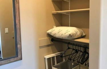 Barnwood Chateau with 2 Master Suites Hot Tub - Foto 40