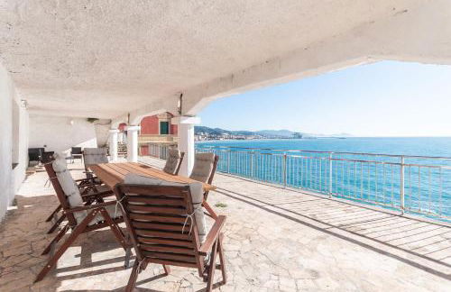 Villa 4 bedroom Vista Mare, Terrazza e Giardino - Foto 13