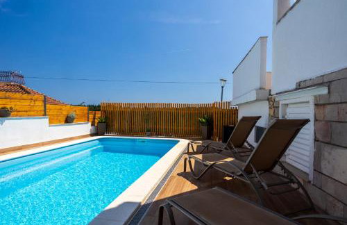 Villa Oasis with private pool - Photo 32