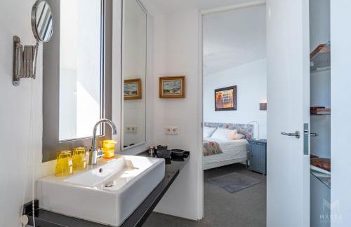 Can Ema, villa moderna con piscina frente al mar - Foto 41