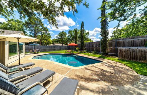 Private Pool, Entire House, In the Center of DFW - Foto 1