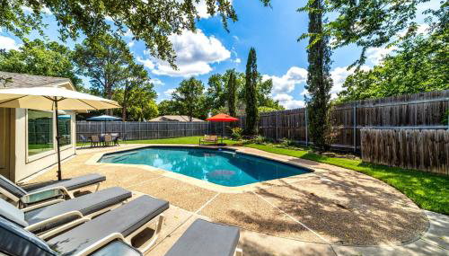 Private Pool, Entire House, In the Center of DFW - Foto 1