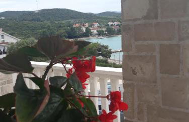 Apartmani Teuta - Foto 13