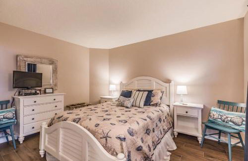 Pool and Ocean Views - First Floor Villa on Harbor Island - Foto 8