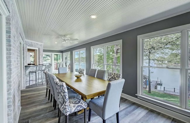 Private Dock, Hot Tub, Game Room, Firepit Sunset Shores Resort The Homestead - Foto 5