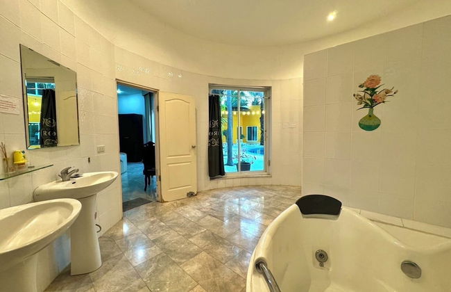 Snow Pattaya - Photo 33