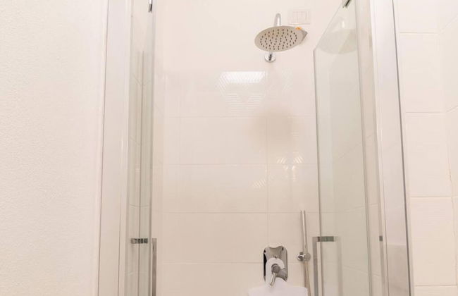 Welcomely - Xenia Boutique House 2 - Photo 10