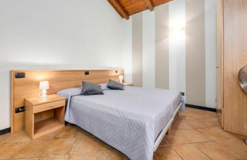 333 - Residence Montebello Bilocale A, Relax nel verde con Piscina - Foto 3