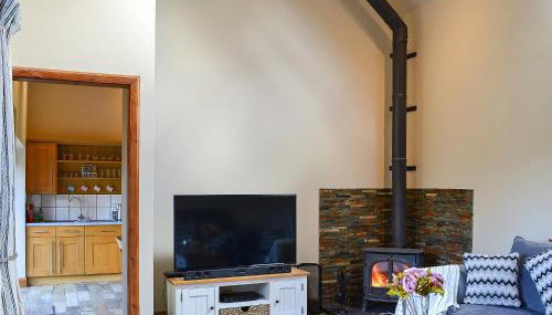 Garden Cottage - Photo 5