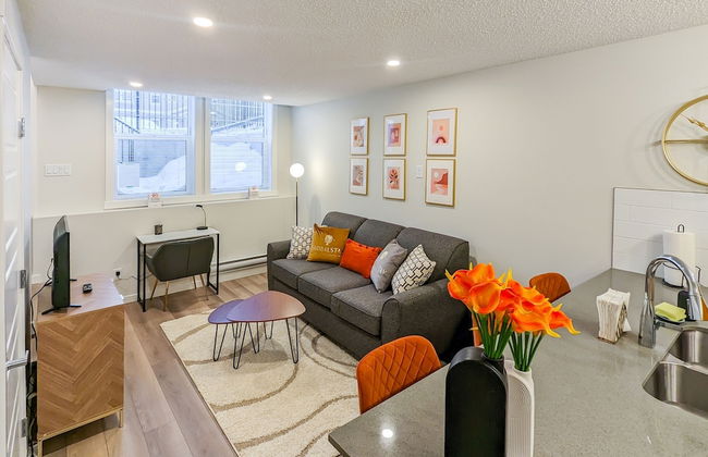 New Apartments in Cranston by GLOBALSTAY - Photo 1