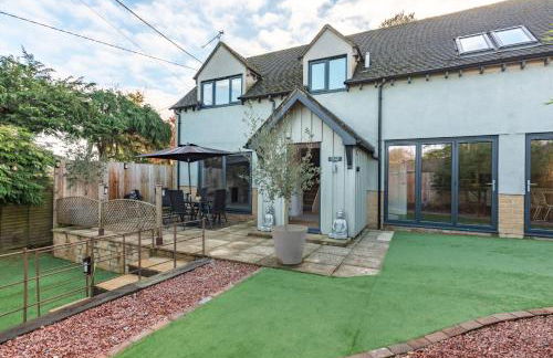 Cotswold holiday let with hot tub - The Old Garage - Foto 32