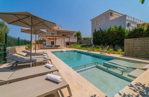 Estella Villa with Pool, Children Area, BBQ & Magnificent Views! - Photo 13