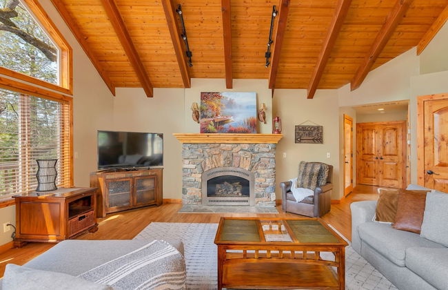 Bass Lake Beauty! 4 BDR Sleeps 16, Lakefront Views - Foto 20