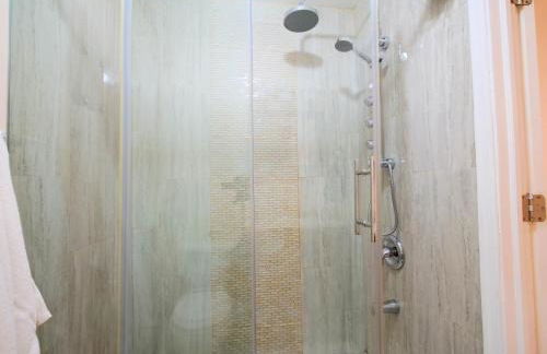 Stylish 3 bed, minutes to NYC! - Foto 18