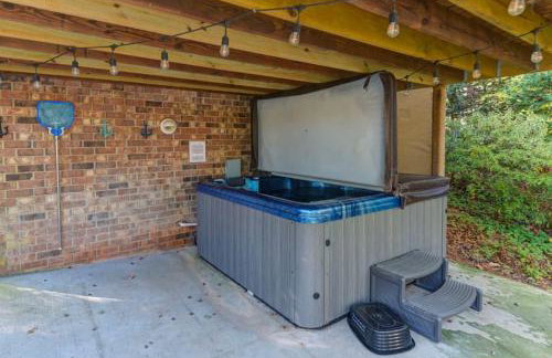 Hilton Lake Home - Hot Tub - Foto 6