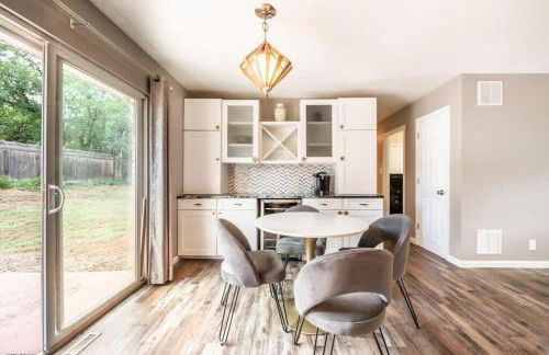 Flagstone Hall! Family Home w Scenic Views - Foto 9