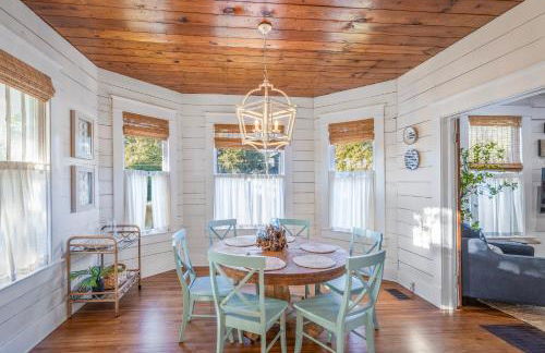 Historic 1926 Summerwind with Heated Pool - 3 Blocks to Beach - Foto 5