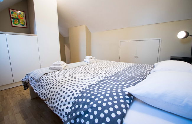 Charming Triplex Near Avenue Louise - Photo 18