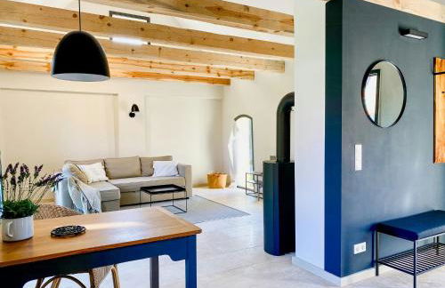 Aesthetic Meets History In The Renovated Stable - Foto 9