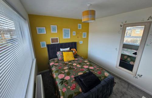 Spacious 3 Bed Home - Cramlington - Free Parking - Pets Welcome - Foto 14