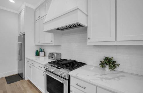 Modern 3BR in Bishop Arts - Walk to Shops & Dining Duplex - Foto 15