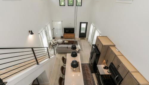 Burnett Cottage - OG - Photo 2