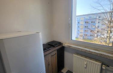 Liebevoll eingerichtete 2-Zimmer Wohnung mit Badewanne in Schwerin - Foto 6