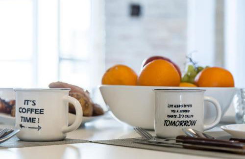 FLORIT FLATS - CATHEDRAL LUXURY TERRACE FLAT 2BR 2BA AC Wifi - Photo 32